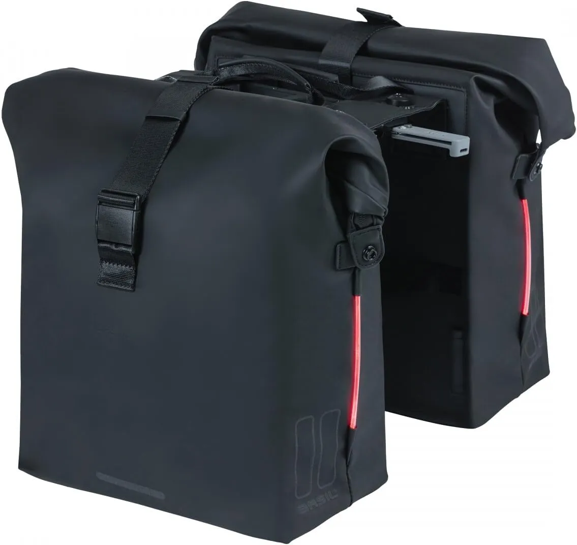 Basil SoHo Nordlicht Double Pannier Bag Black 12.2x5.1x14.6in MIK