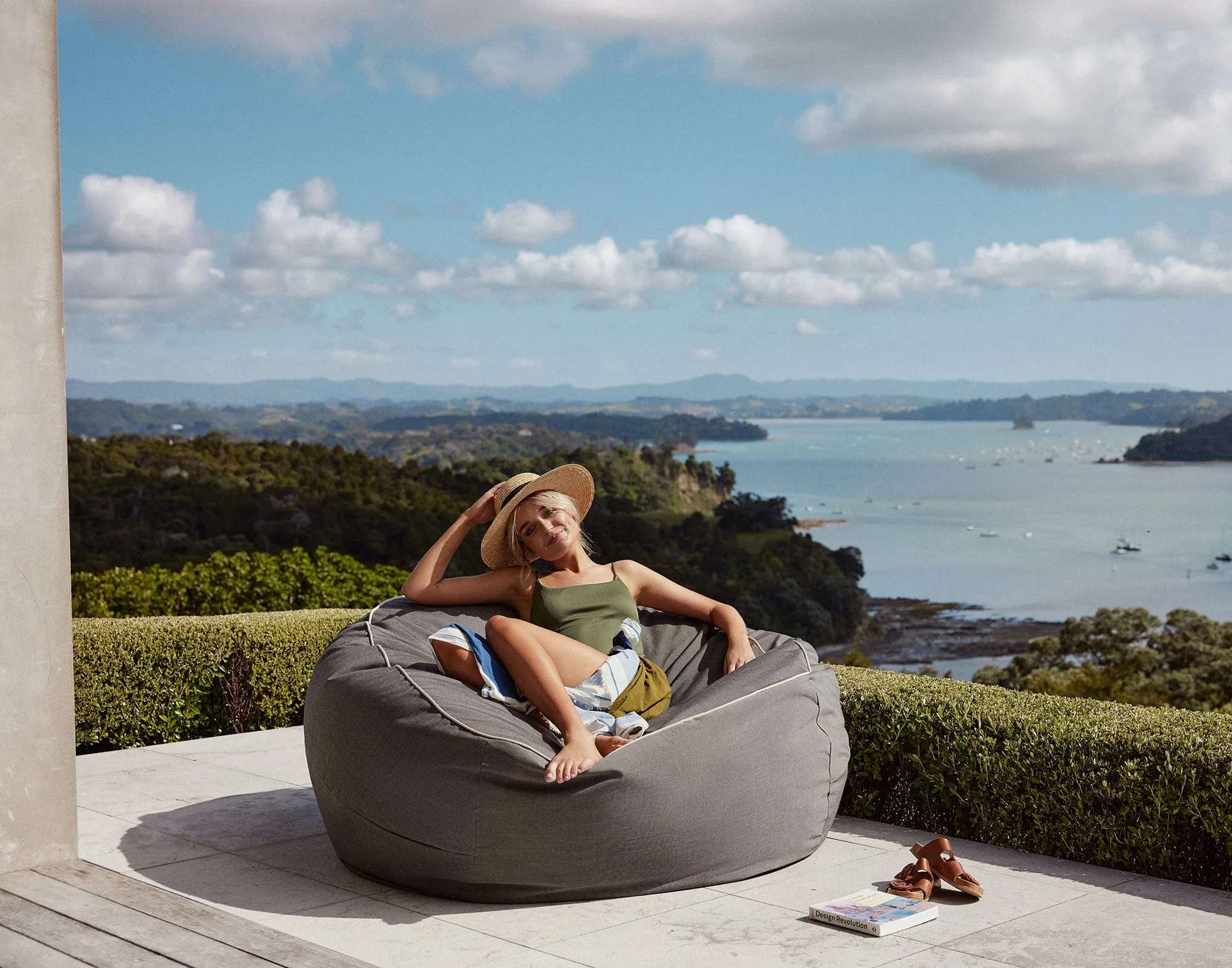 Coast outdoor beanbag with contrast piping XXL
