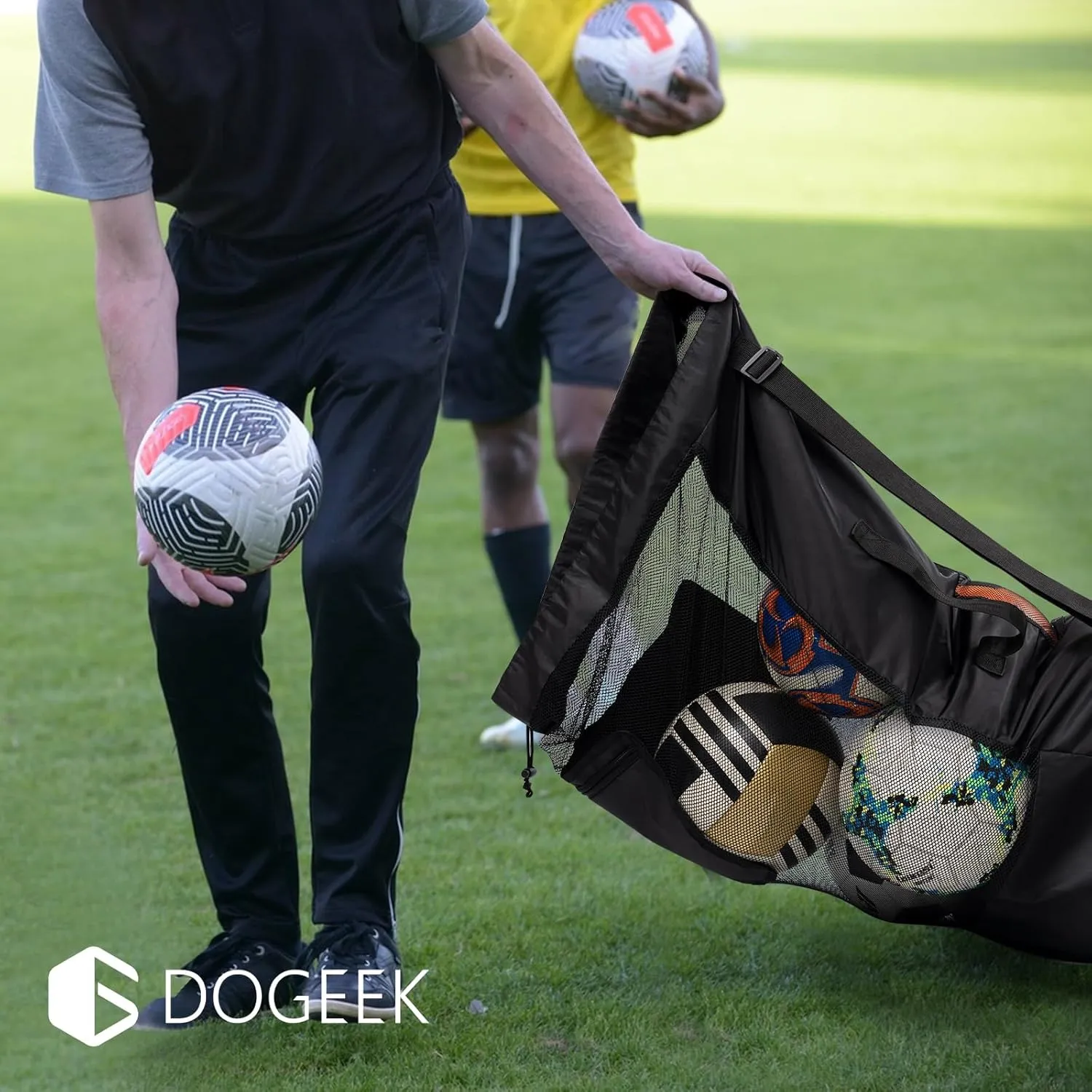 DoGeek Mesh Basketball Ball Bag with Shoulder Strap(Non-slip) Ball Bags Mesh for Soccer/Volleyball/Football Tested to Hold over 75 lbs(Non-slip Pad,27"x36"/70x90cm)