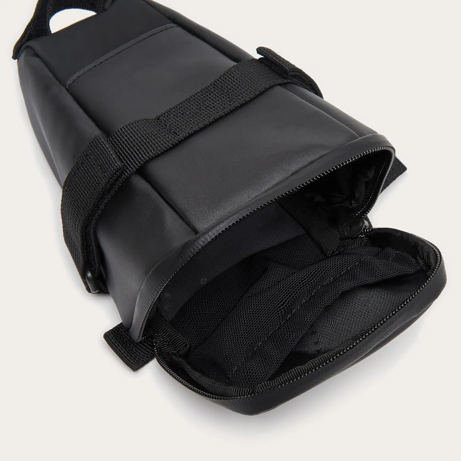 Oakley Men's Ellipse Recycled Saddle Bag