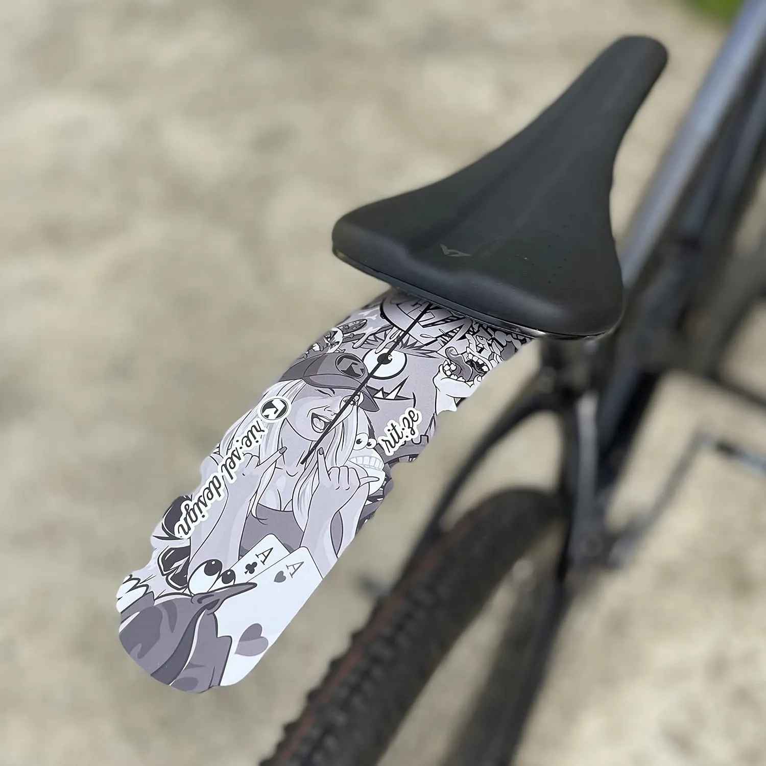 Riesel Design - Slim Rear Saddle Mudguard - Stealth - for Road, Fixie, MTB, Cyclocross and Gravel Bikes - Easy Installation, No Tools Required - rit:ze