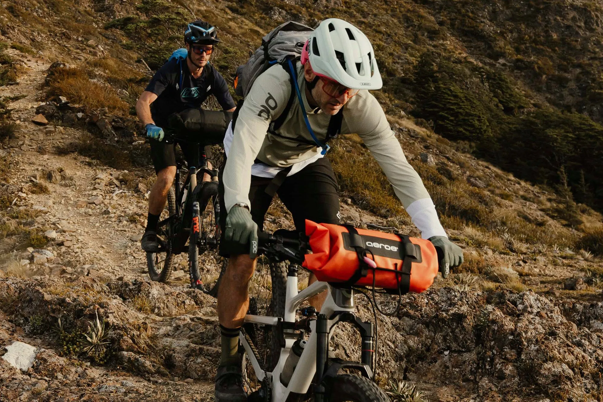 Spider Handlebar Cradle & 8L Dry Bag Combo