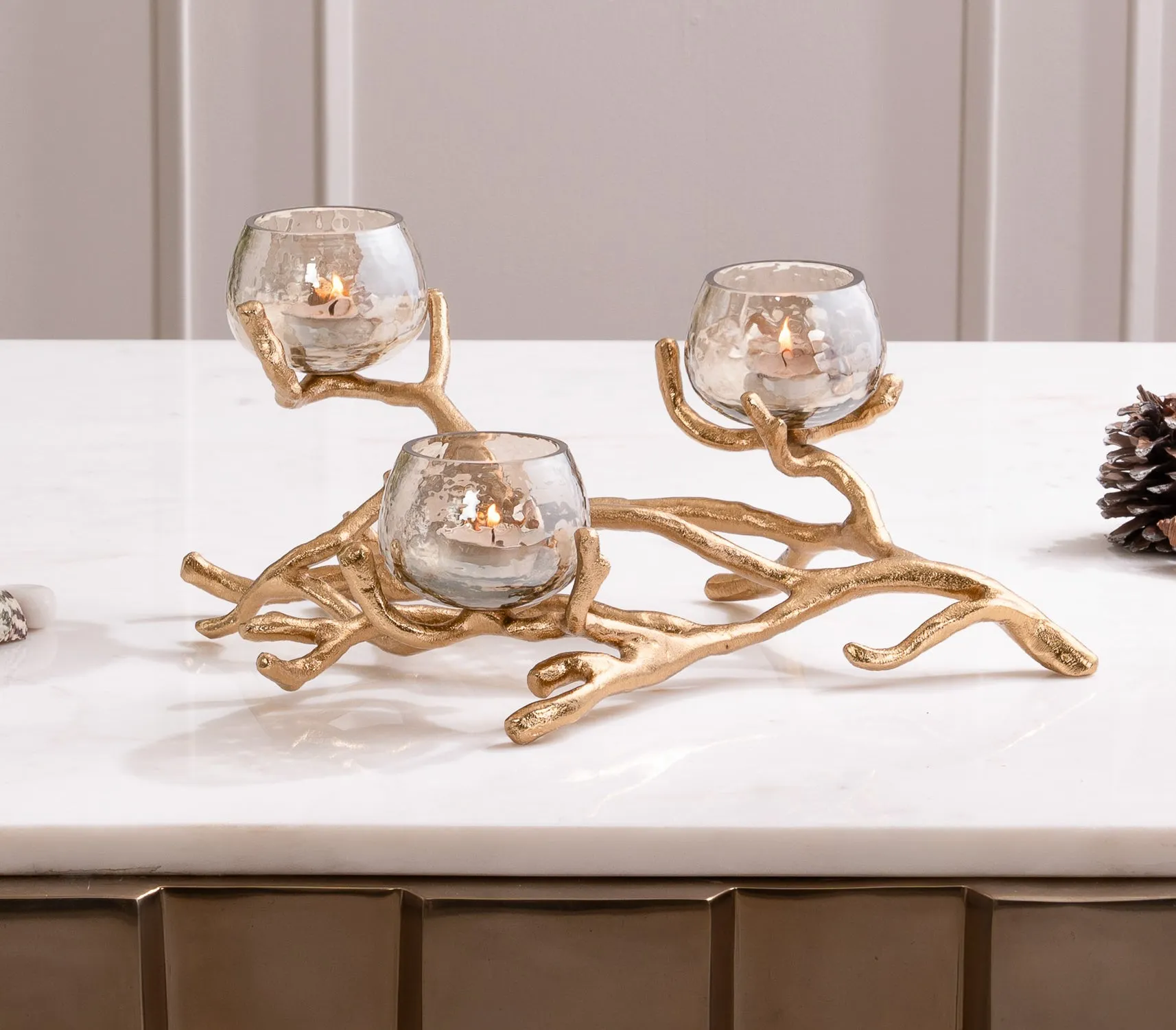 TWIGGY MULTI T-LIGHT HOLDER