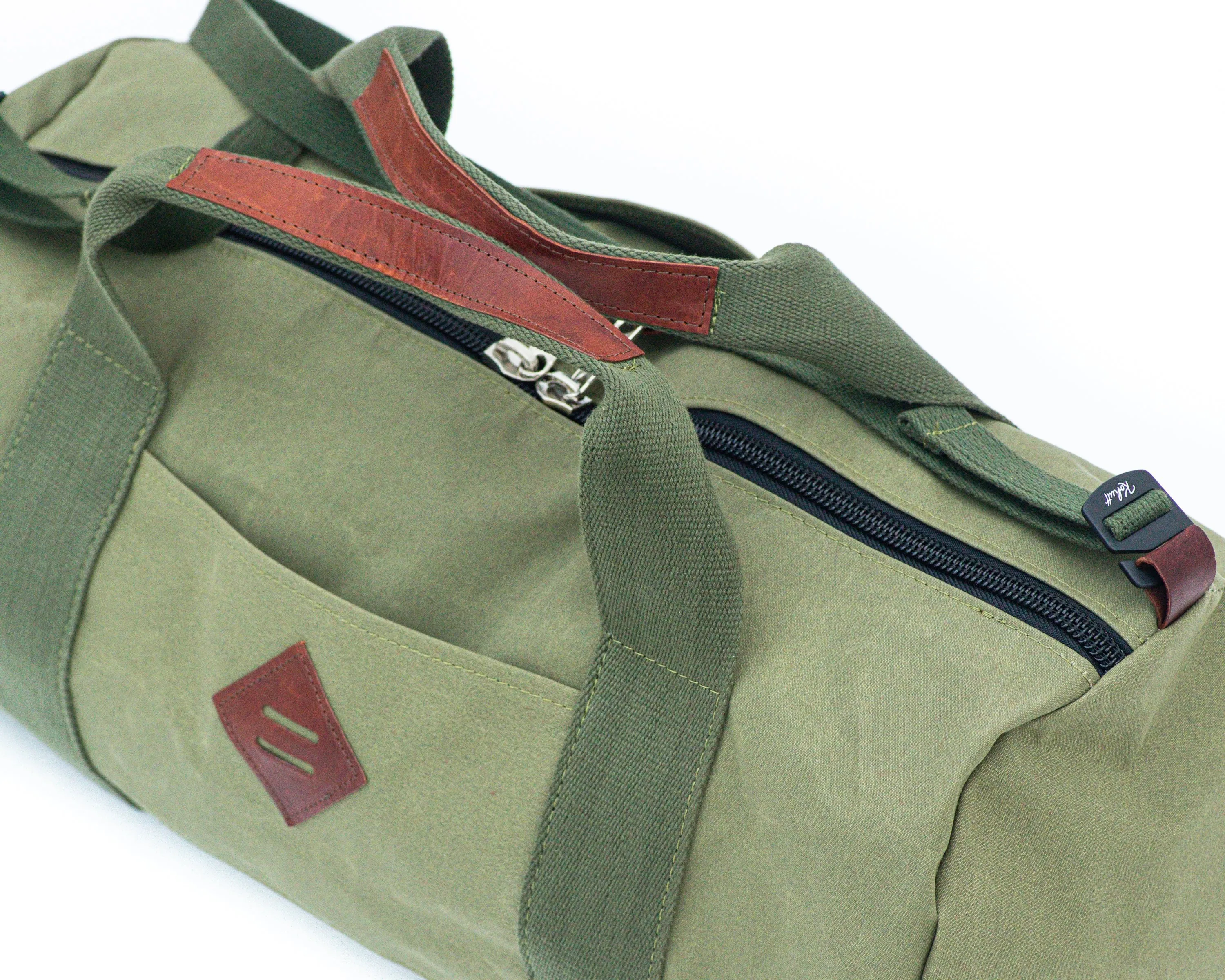 Voyager duffel bag