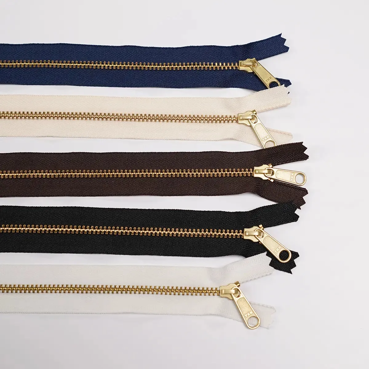 YKK 4.5 Brass Bag Zipper Long Pull 14 Inch